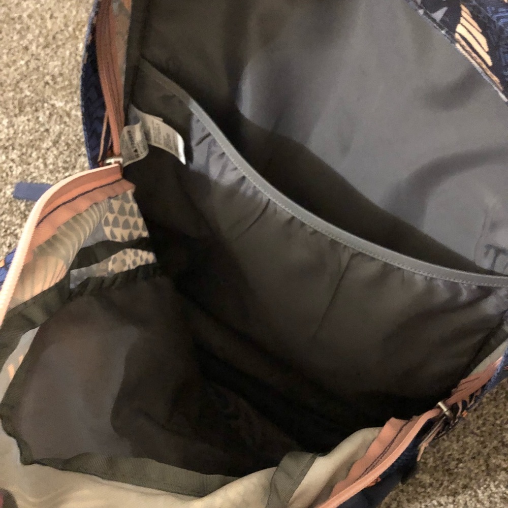North Face Backpack - Picture 2 of 4
